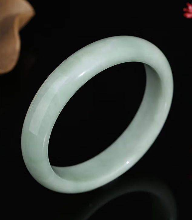 High Standard Huge Saving Light Green Jade Bracelet Bangle for Women - Perfect Gift for Mother, Wife, or Girlfriend on Qixi Festival and Valentine's Day