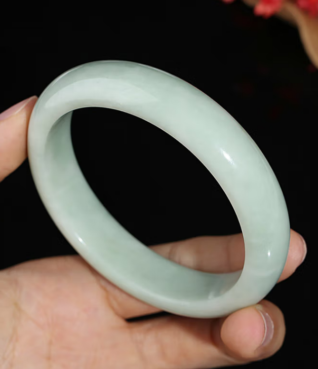 High Standard Huge Saving Light Green Jade Bracelet Bangle for Women - Perfect Gift for Mother, Wife, or Girlfriend on Qixi Festival and Valentine's Day