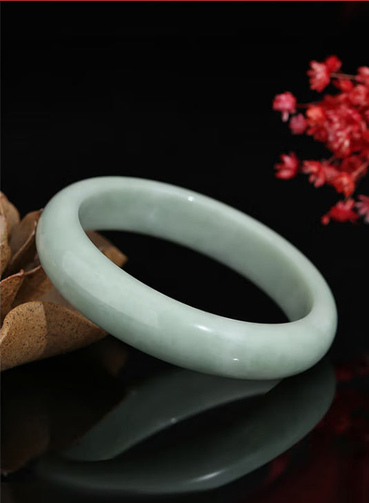 High Standard Huge Saving Light Green Jade Bracelet Bangle for Women - Perfect Gift for Mother, Wife, or Girlfriend on Qixi Festival and Valentine's Day